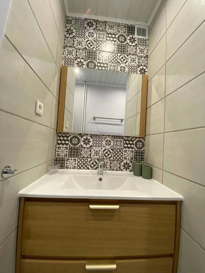 Le Cosy, Appartement Chaleureux 2 Chambres La Talaudiere Apartment