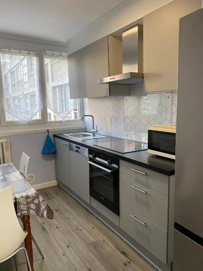 Le Cosy, Appartement Chaleureux 2 Chambres La Talaudiere 0*,  France